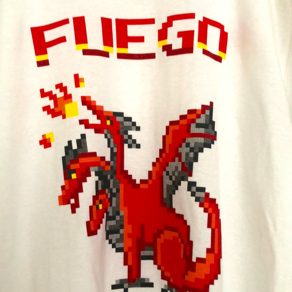Red Dragon ๐ Fuego large white tee shirt - Picture 2 of 2